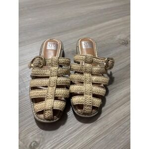 DV Dolce Vita Falcon Woven Raffia Fisherman Slide Sandals Beige Tan Womens 7